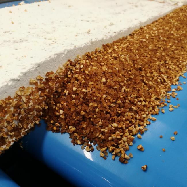 Mechanical application of sidecoating